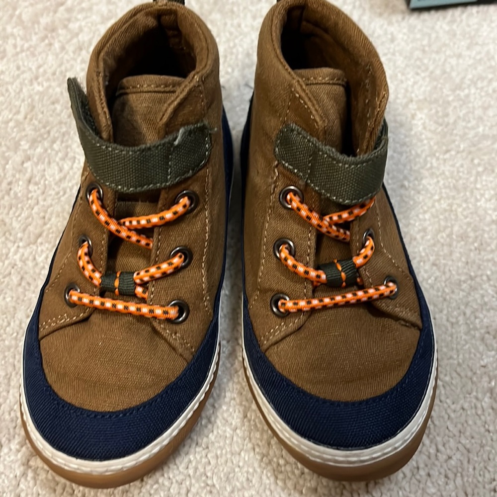 Old navy shoes
